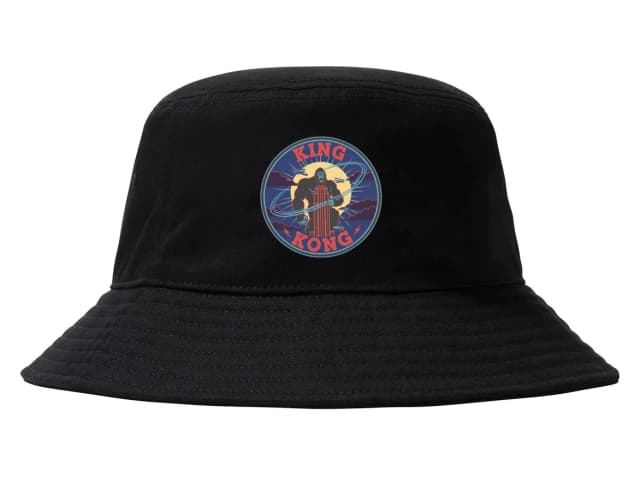 Klobouček Legendární King Kong Na Mrakodrapu V Retro Nočním Odznaku