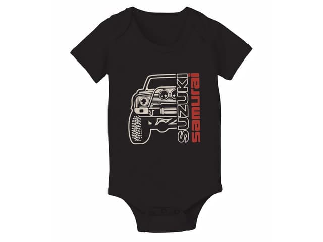 Dětské oblečení Suzuki Samurai připraveno k použití