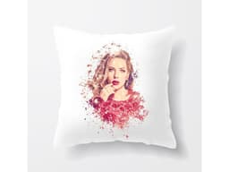 4886_Pol_t___Scarlett_Johansson_Kresba_MAIN