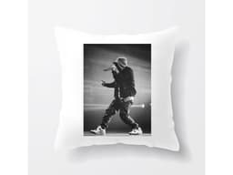 31634_Pol_t___Eminem_MAIN