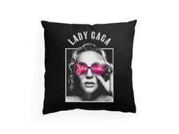 33177_Pol_t___Lady_gaga_MAIN