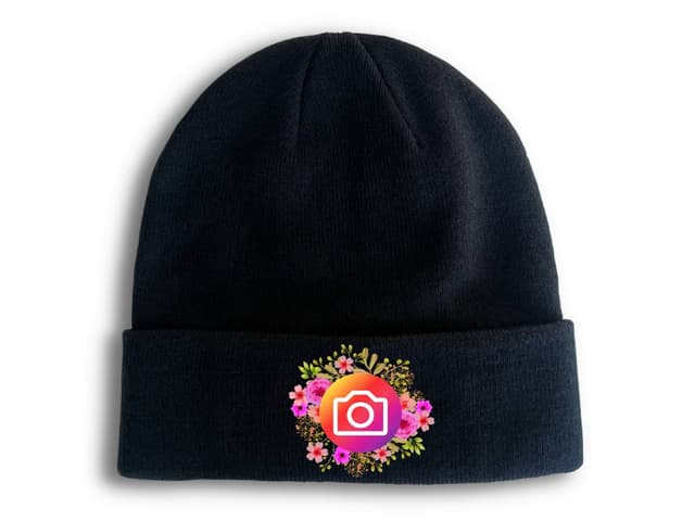 Zimní čepice Instagram květiny