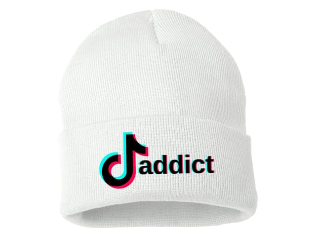 Zimní čepice TikTok závislák